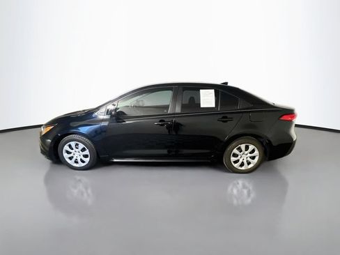 Used 2023 Toyota Corolla LE FWD image 5