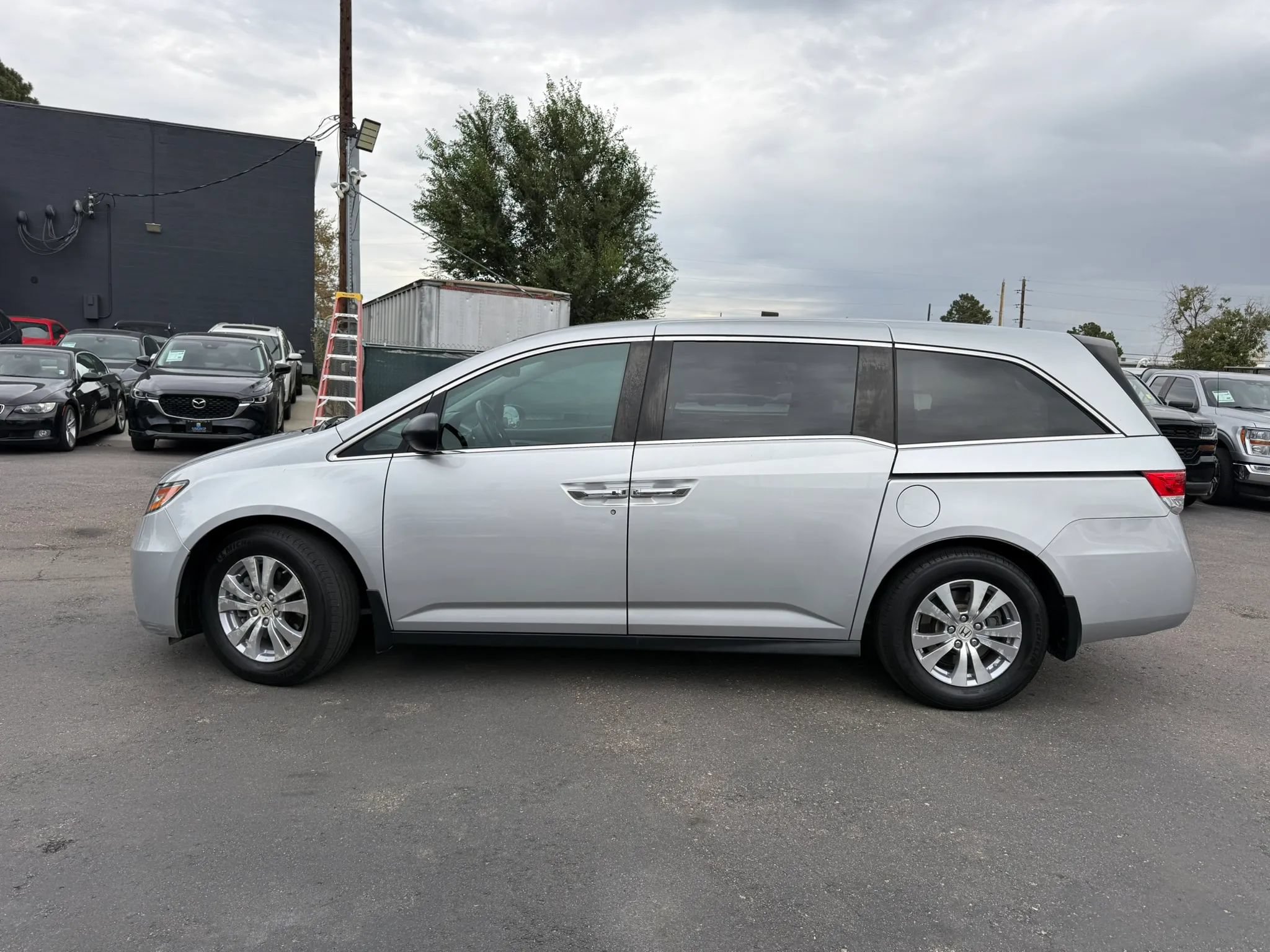 Used 2015 Honda Odyssey EX-L image 4