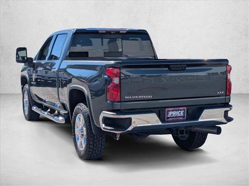 Used 2020 Chevrolet Silverado 2500 LTZ w/ LTZ Premium Package image 8