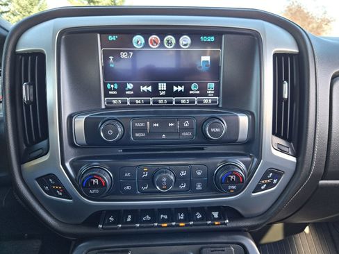 Used 2019 GMC Sierra 3500 SLT image 19
