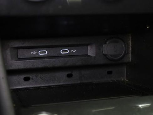 Used 2023 Volkswagen Tiguan S image 24