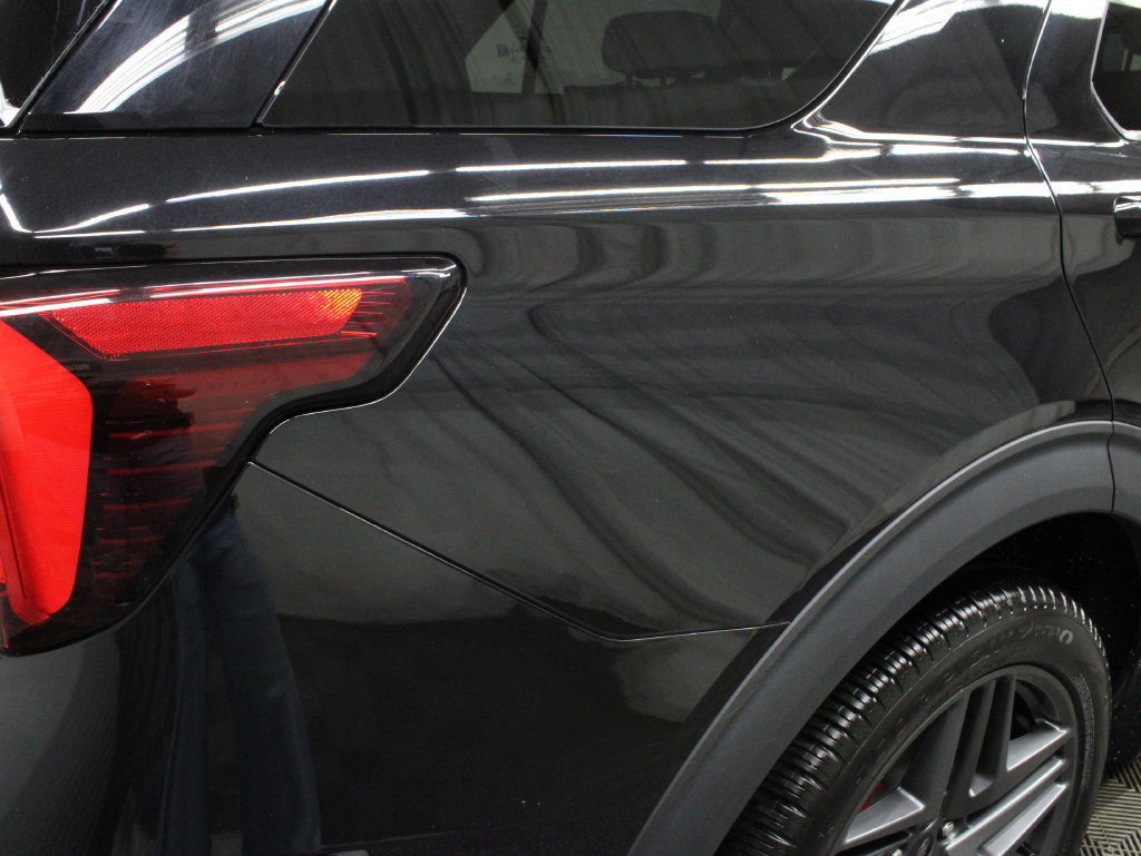 Used 2025 Ford Explorer ST-Line w/ ST-Line Street Pack AWD/4WD image 42