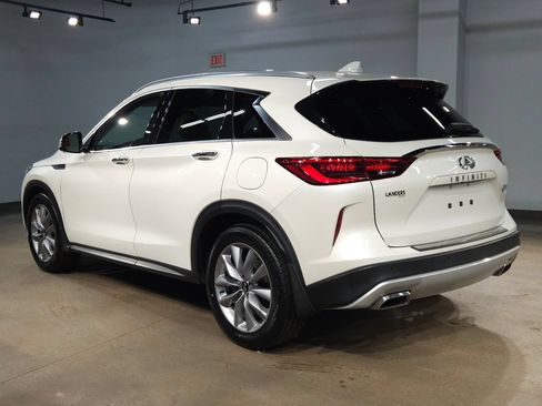 Used 2021 INFINITI QX50 Essential w/ Convenience Package FWD image 5