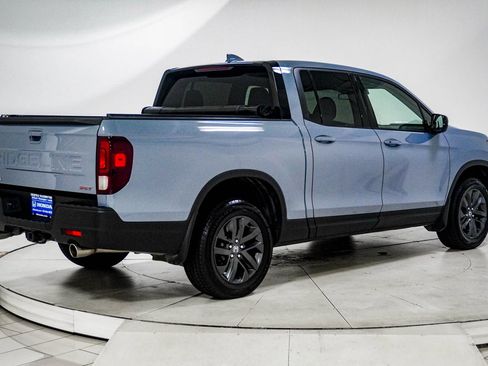 Used 2024 Honda Ridgeline Sport image 9