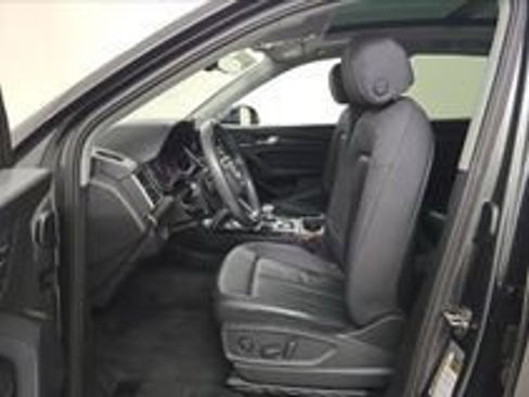 Used 2023 Audi Q5 2.0T Premium w/ Convenience Package AWD/4WD image 16