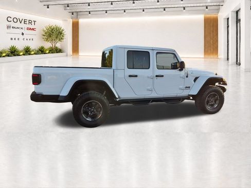 Used 2021 Jeep Gladiator Rubicon AWD/4WD image 15