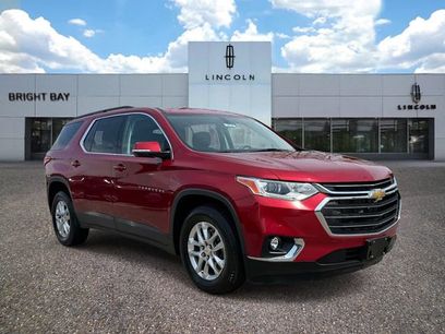 Used 2021 Chevrolet Traverse LT