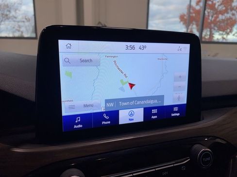 Used 2020 Ford Escape Titanium w/ Titanium Premium Package 2.0 image 5