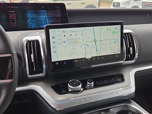 New 2026 Ford Expedition Platinum w/ Driver's Package image 15