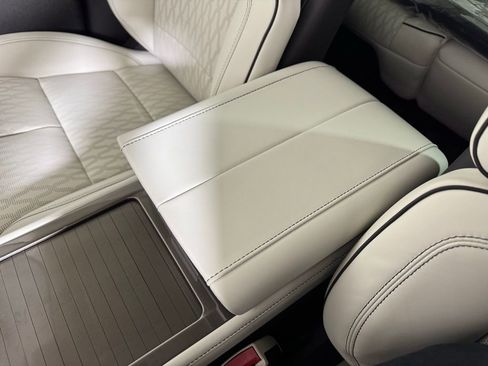 New 2026 Lincoln Nautilus Black Label w/ Jet Appearance Package image 34