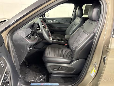 New 2026 Ford Explorer ST-Line RWD image 29