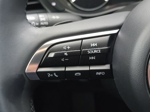 Used 2025 MAZDA CX-30 2.5 Turbo w/ Premium Plus Pkg image 16