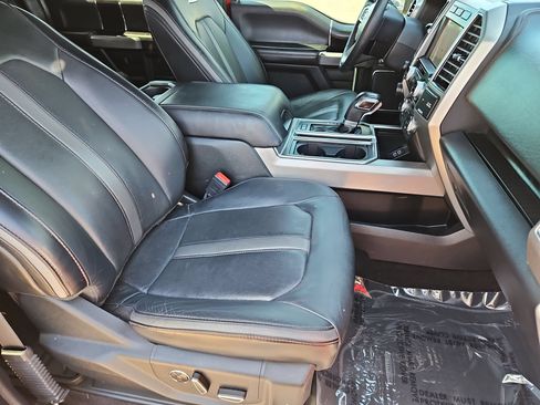 Used 2020 Ford F150 Platinum w/ Equipment Group 701A Luxury AWD/4WD image 27