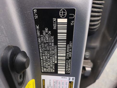 Used 2019 Toyota C-HR XLE FWD image 34