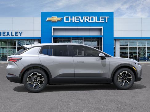 New 2026 Chevrolet Equinox EV LT FWD image 85