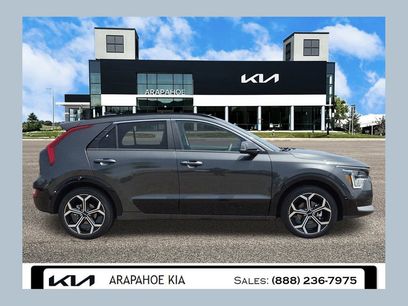 New 2025 Kia Niro SX Touring