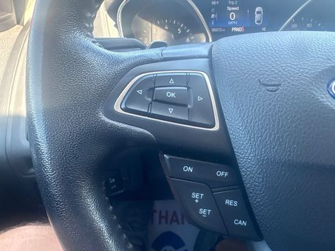 Used 2016 Ford Focus SE w/ SE Sport Package FWD image 27