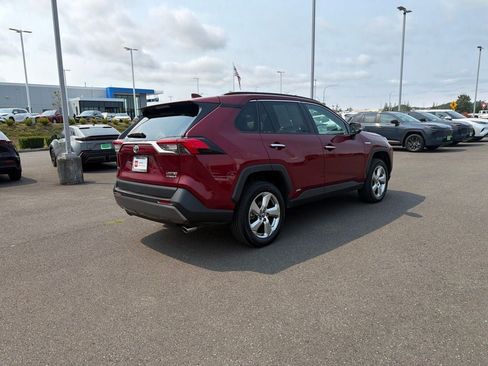 Used 2019 Toyota RAV4 Limited AWD/4WD image 7