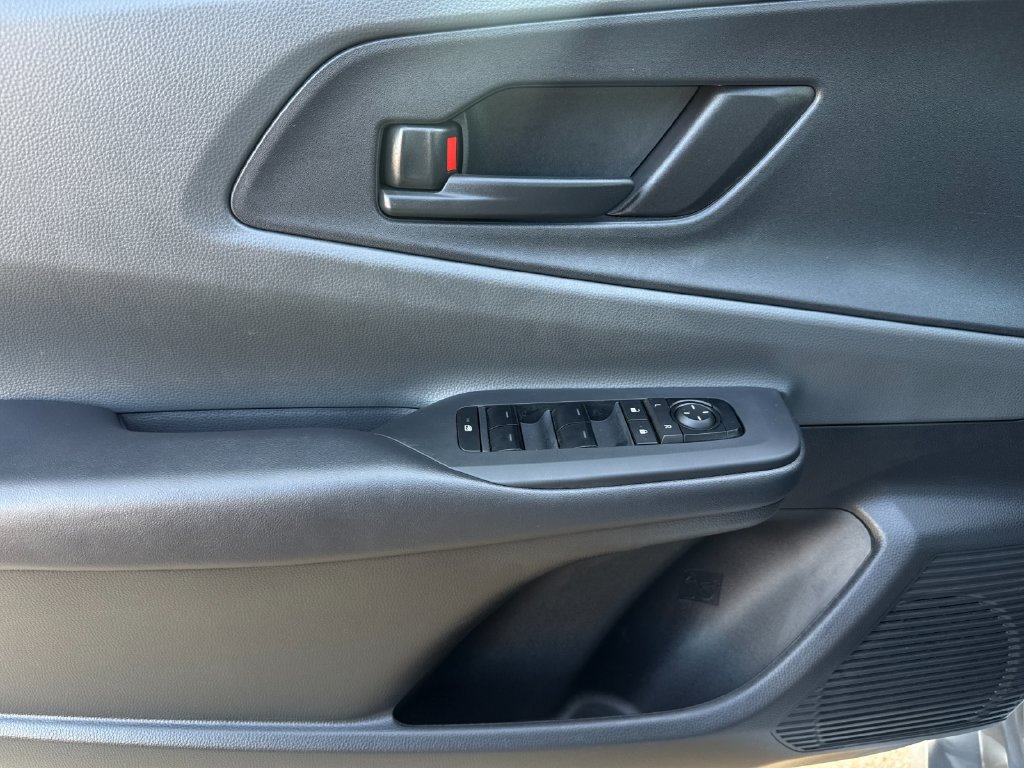 Used 2026 Toyota Prius LE FWD image 11