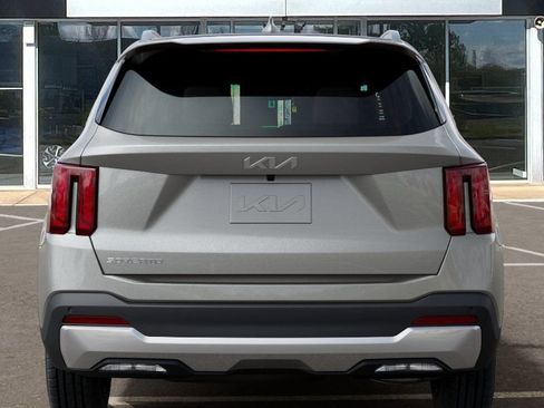 New 2026 Kia Sorento S FWD image 13