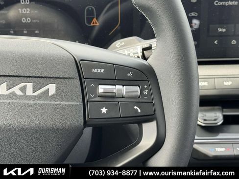 New 2025 Kia K4 EX image 17