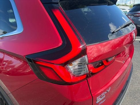 Used 2025 Honda CR-V Sport Touring image 16