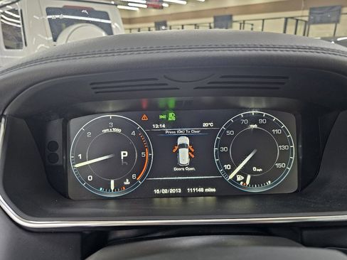 Used 2016 Land Rover Range Rover HSE image 32