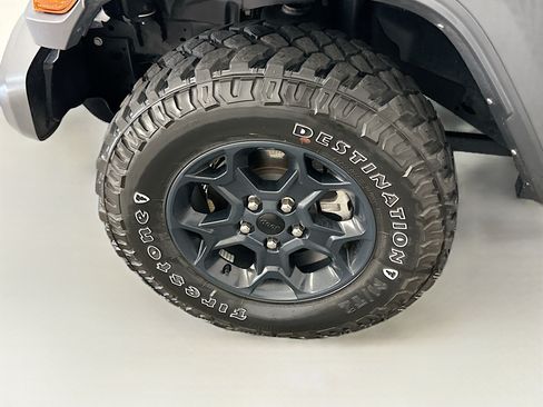 Used 2023 Jeep Wrangler Unlimited w/ Cold Weather Group AWD/4WD image 11