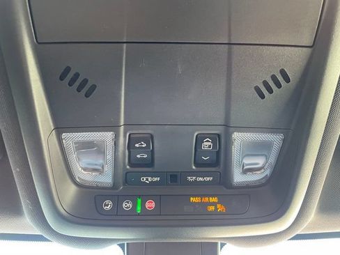 Used 2022 Chevrolet Equinox RS w/ RS Leather Package AWD/4WD image 38
