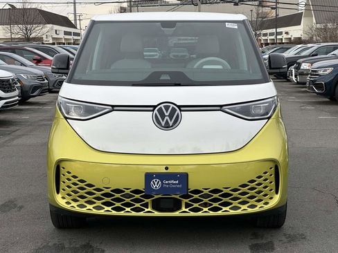 Certified 2025 Volkswagen ID. Buzz 1st Edition image 2