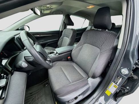 Used 2025 Toyota Camry LE w/ Convenience Package AWD/4WD image 11