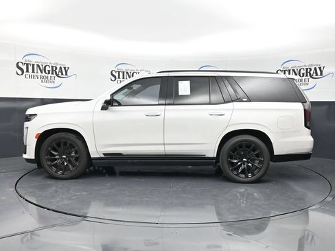 Used 2023 Cadillac Escalade Sport Platinum w/ LPO, ONYX Package AWD/4WD image 5