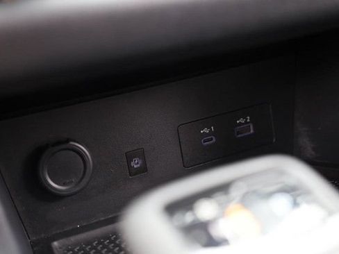 Certified 2025 Nissan Pathfinder SL AWD/4WD image 16
