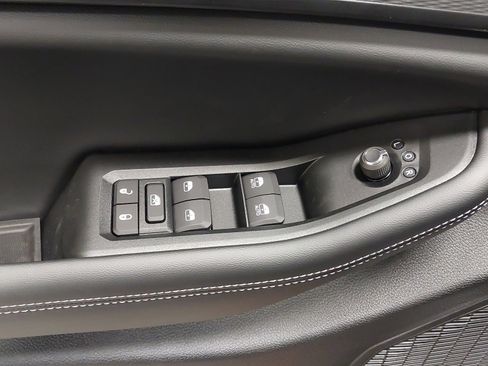 New 2025 Jeep Grand Cherokee Altitude image 25