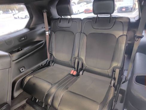 Used 2021 Jeep Grand Cherokee L Laredo image 5