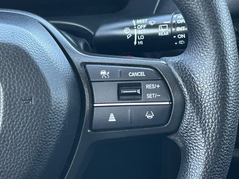 Used 2026 Honda HR-V LX image 21