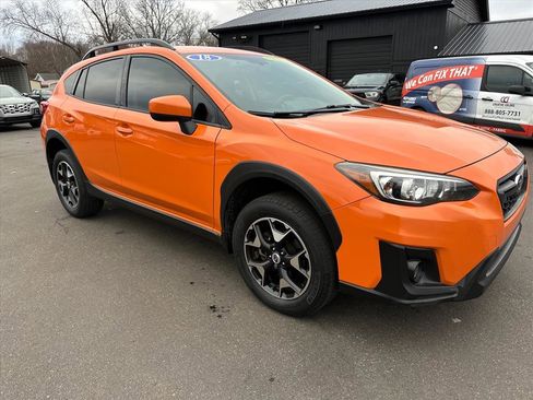 Used 2018 Subaru Crosstrek 2.0i Premium w/ Eyesight System image 1