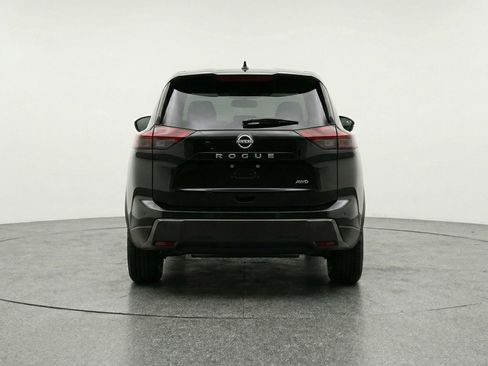 Used 2025 Nissan Rogue SV image 7