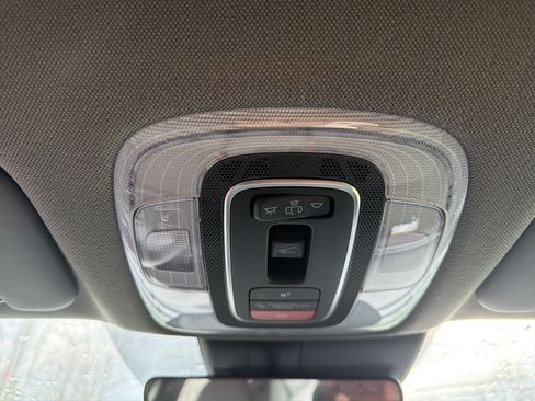 Used 2024 Hyundai Elantra SEL w/ Convenience Package image 22