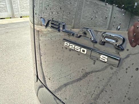 Used 2020 Land Rover Range Rover Velar R-Dynamic S AWD/4WD image 5