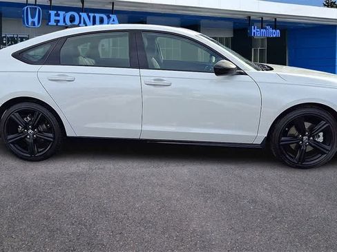 Certified 2025 Honda Accord Sport image 9