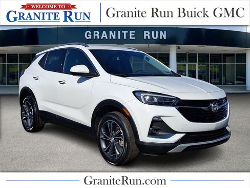 Used 2021 Buick Encore GX Essence AWD/4WD image 1