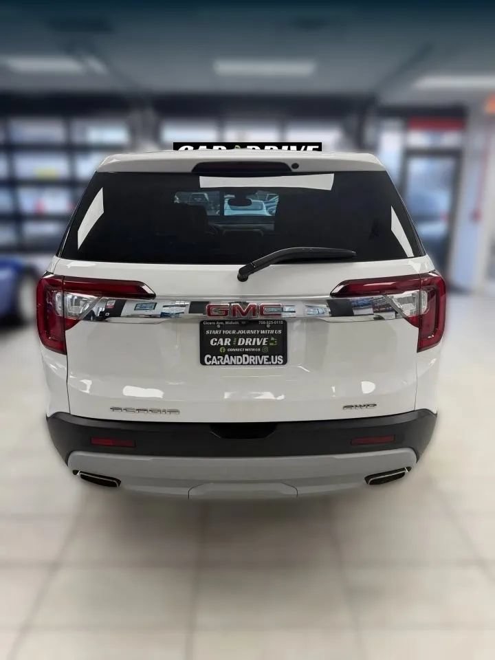 Used 2021 GMC Acadia SLT AWD/4WD image 4