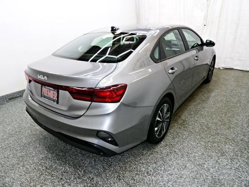 Used 2023 Kia Forte LXS FWD image 6