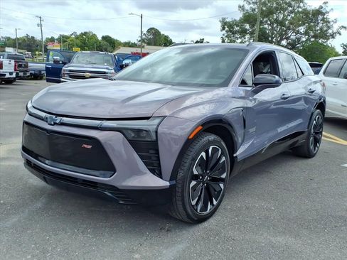 Used 2024 Chevrolet Blazer EV RS image 3