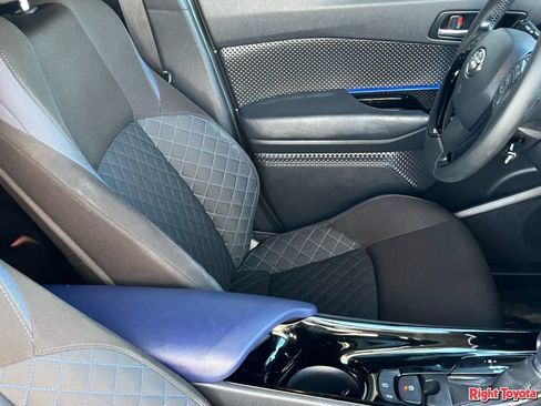 Certified 2021 Toyota C-HR XLE FWD image 14