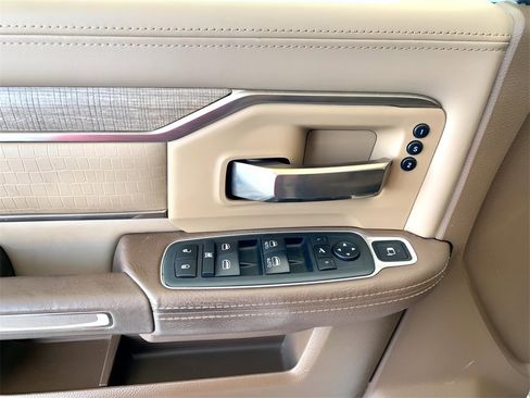 Used 2020 RAM 2500 Limited image 12