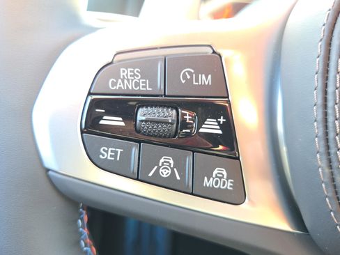 Used 2026 BMW M850i xDrive image 34