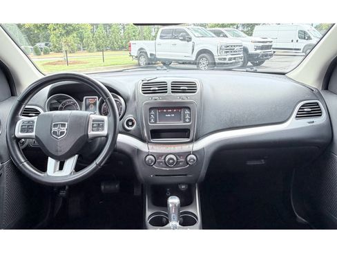Used 2018 Dodge Journey SE w/ Blacktop Package FWD image 10