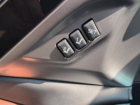 Used 2022 Subaru Outback Touring image 15